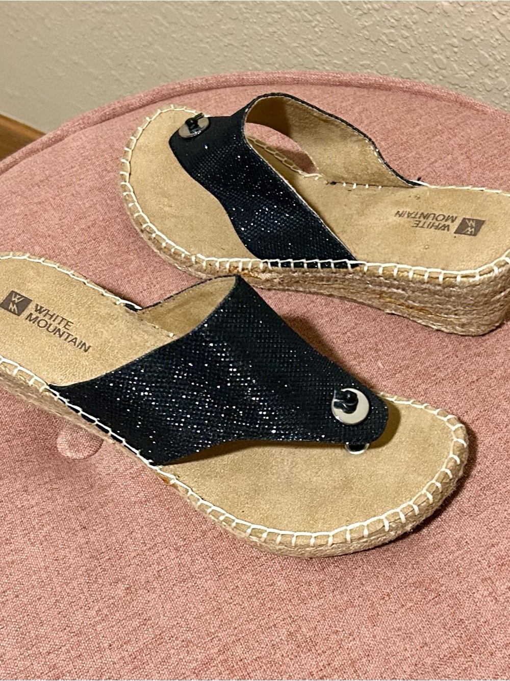 White Mountain Black Sparkle Wedge Thong Sandals - Picture 1 of 5